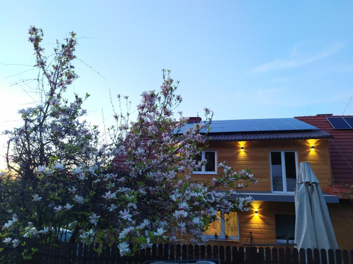 Noclegi Lesniczowka W Lanckoronie Lanckorona Exterior foto
