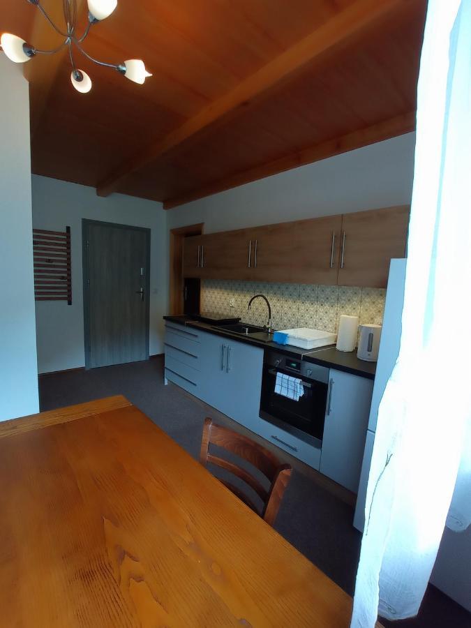 Noclegi Lesniczowka W Lanckoronie Lanckorona Exterior foto